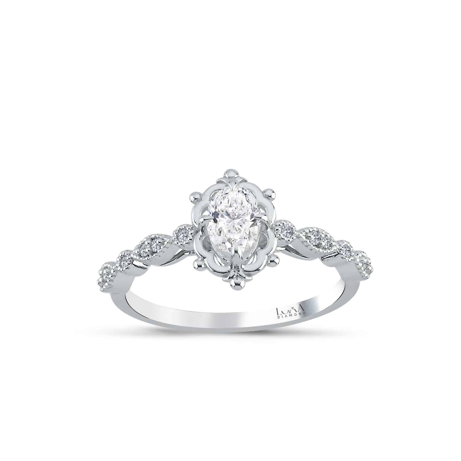 0.46 Karat IDL Sertifikalı Oval Pırlanta Yüzük