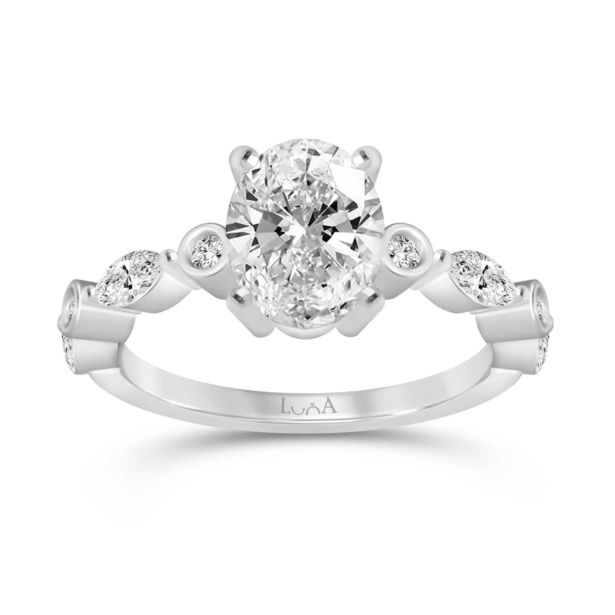 0.71 Karat HRD Sertifikalı Oval Pırlanta Yüzük